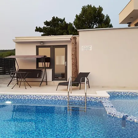 Vilă Del Mar *