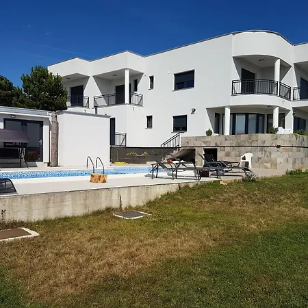 Villa Del Mar *